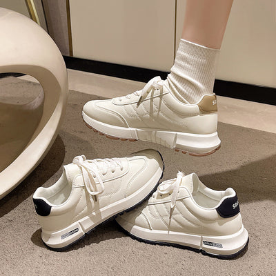 Elegant leather shoes designed for formal occasions, combining style and comfort for a sophisticated look.