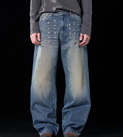 Stylish Gothic jeans featuring unique design and high-quality fabric for a bold, modern look