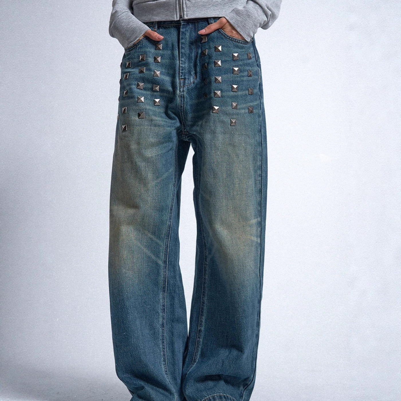 Stylish Gothic jeans featuring unique design and high-quality fabric for a bold, modern look