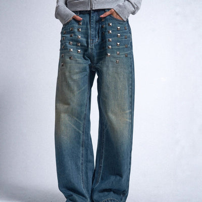 Stylish Gothic jeans featuring unique design and high-quality fabric for a bold, modern look